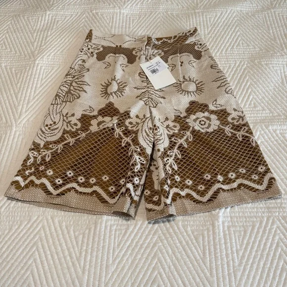 Beatrice b Lace Bermuda Shorts Women